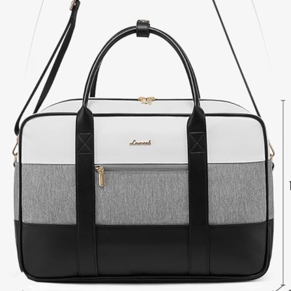 Weekender travel bag